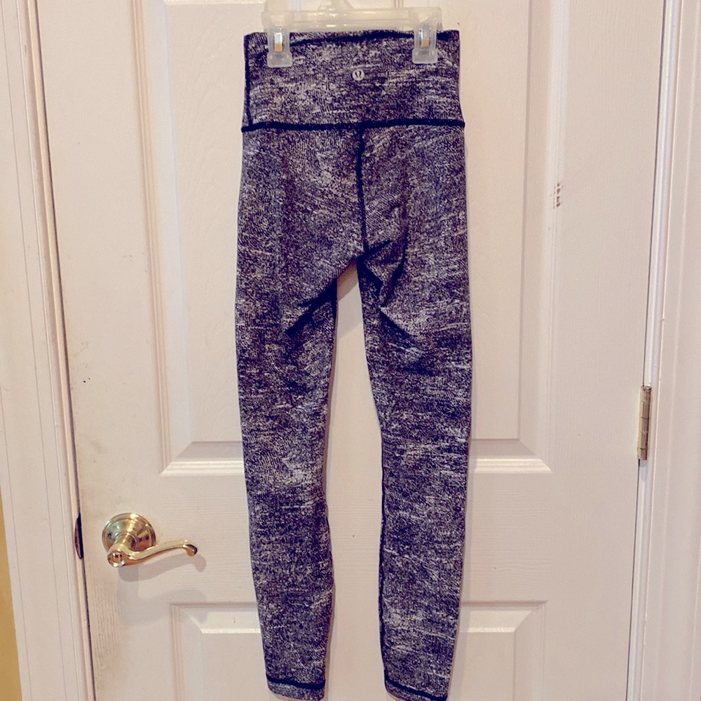 Lululemon Wunder Under 7/8 Leggings Size 2